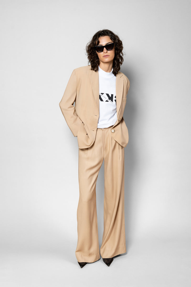 HALLE BLAZER