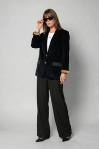 PETRA BLAZER