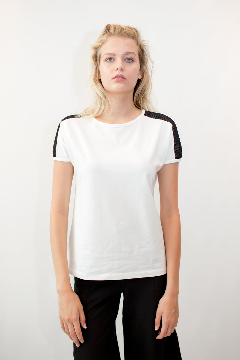 ESSENTIAL TEE