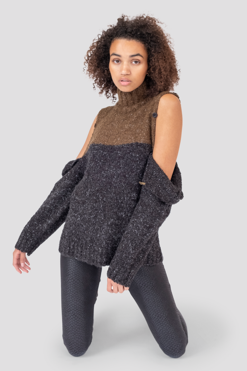 CHARLIE CONVERTIBLE SHOULDER SWEATER