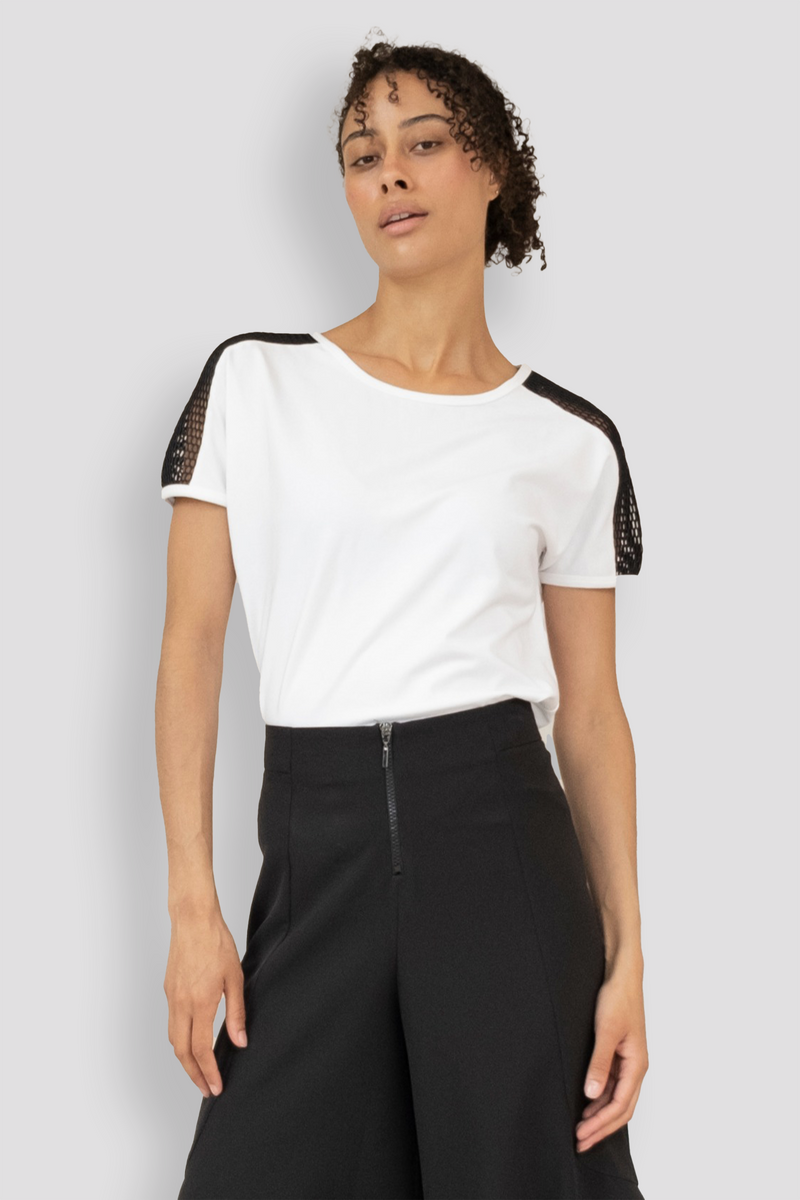 ESSENTIAL TEE